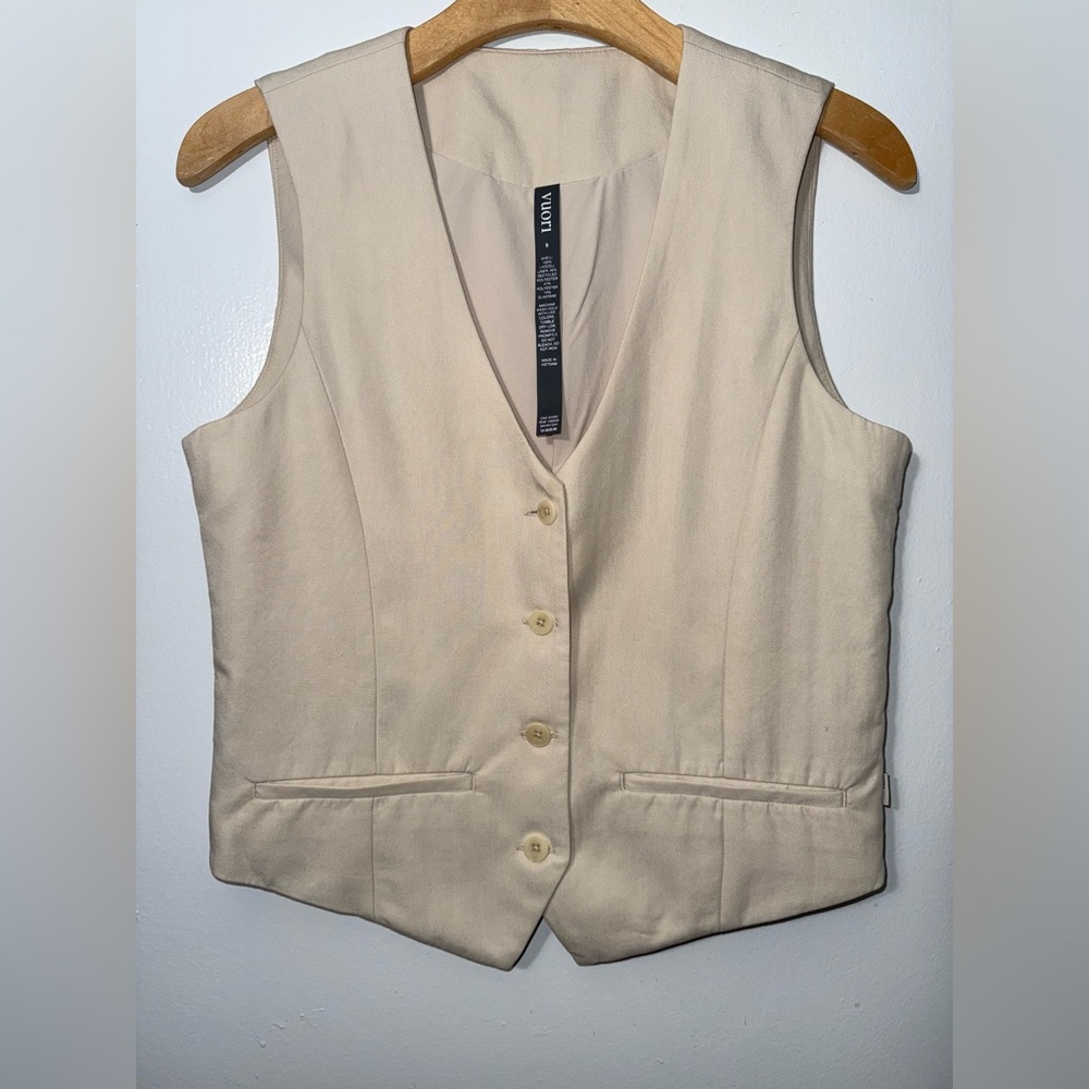 Vuori Milkweed Coastline Vest with Button Closure Size S